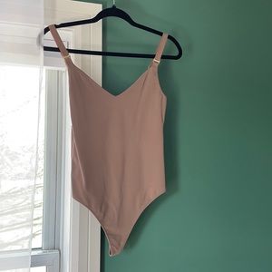 Aritzia Babaton Bodysuit